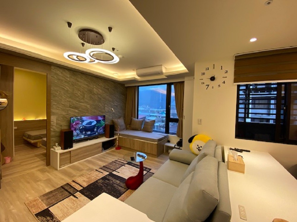 Sec. 5, Zhongxiao E. Rd. 1LDK