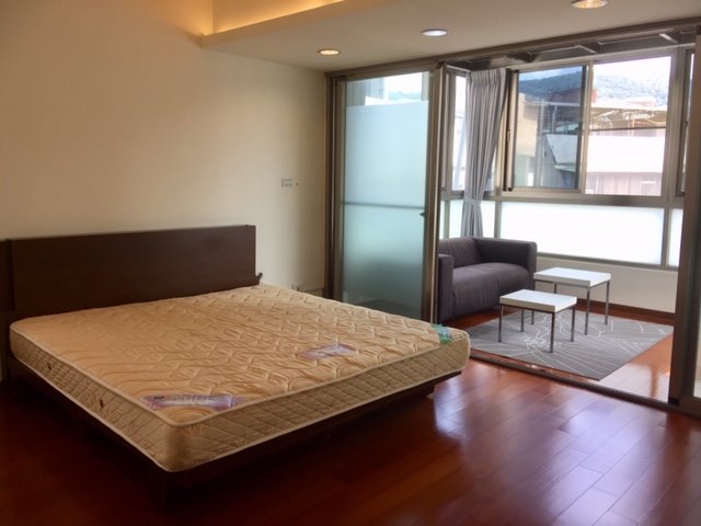 Sec. 6, Zhongshan N. Rd. 2LDK