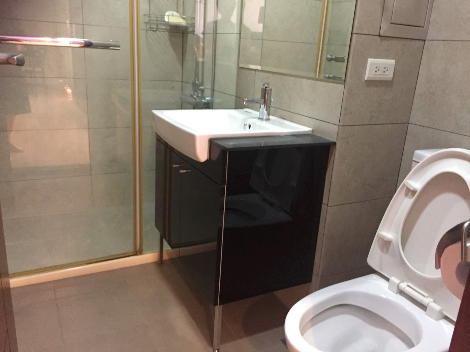 Sec 1, Zhonghua Rd. 2LDK