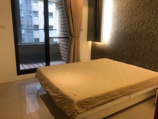 Sec. 1, Civic Boulevard 1LDK+Den