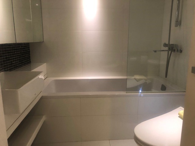 Sec. 1, Civic Boulevard 1LDK+Den