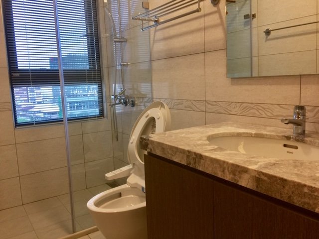 Sec. 3,  Chengde Rd. 2LDK