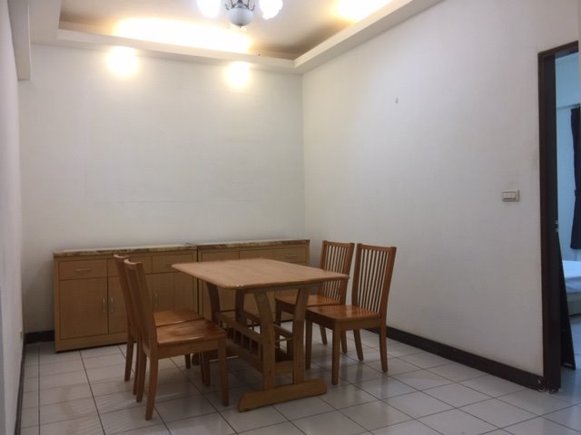 Sec. 2, Zhongshan N. Rd. 3LDK